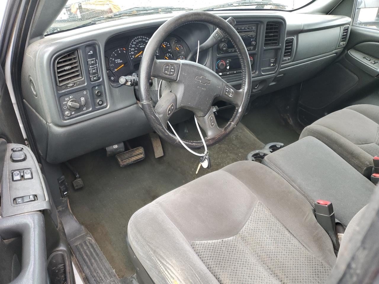 Photo 7 VIN: 1GCHK29DX7E184827 - CHEVROLET SILVERADO 