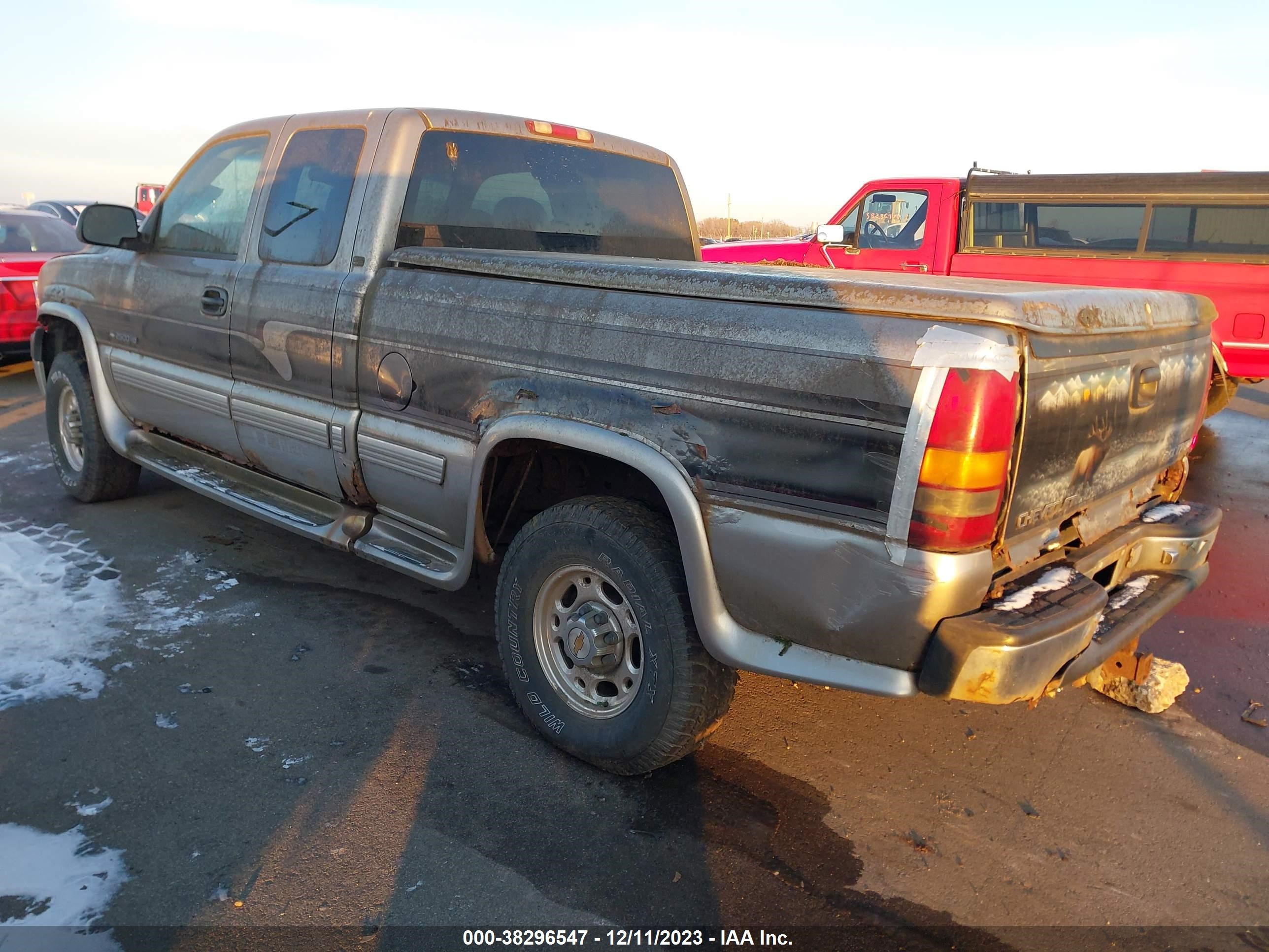 Photo 2 VIN: 1GCHK29G01E192789 - CHEVROLET SILVERADO 