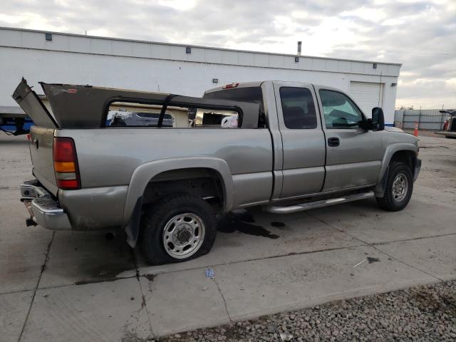 Photo 2 VIN: 1GCHK29G12E174657 - CHEVROLET SILVERADO 