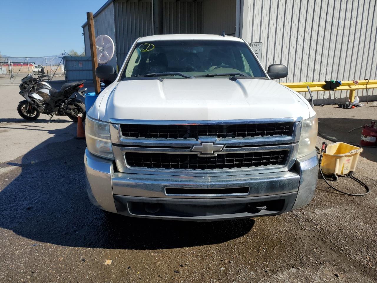 Photo 4 VIN: 1GCHK29K17E533601 - CHEVROLET SILVERADO 