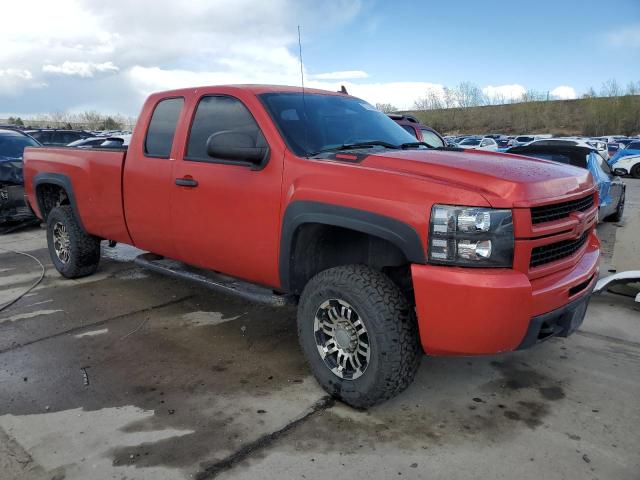 Photo 3 VIN: 1GCHK29K48E172799 - CHEVROLET SILVERADO 