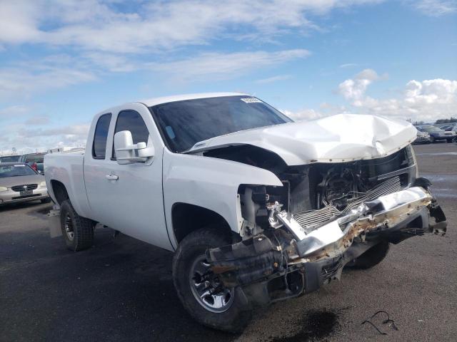 Photo 3 VIN: 1GCHK29K48E182412 - CHEVROLET SILVERADO 