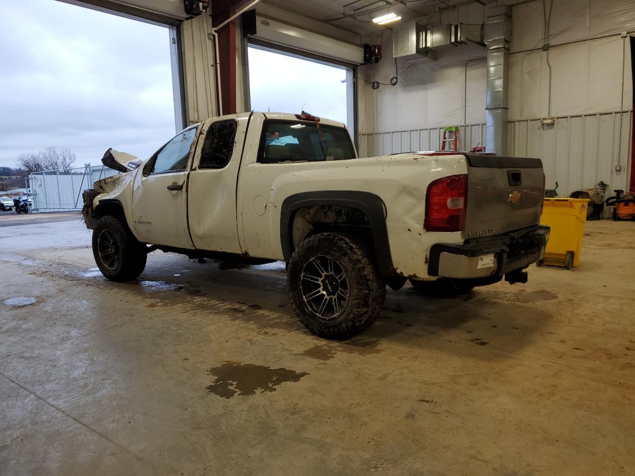 Photo 1 VIN: 1GCHK29K48E200424 - CHEVROLET SILVERADO 