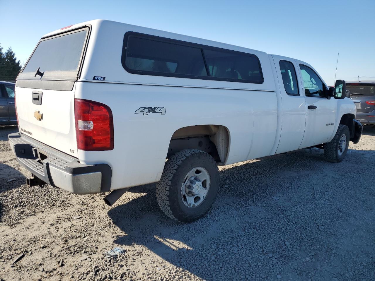 Photo 2 VIN: 1GCHK29K68E109672 - CHEVROLET SILVERADO 