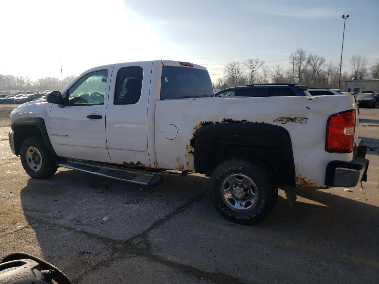 Photo 1 VIN: 1GCHK29K68E155034 - CHEVROLET SILVERADO 