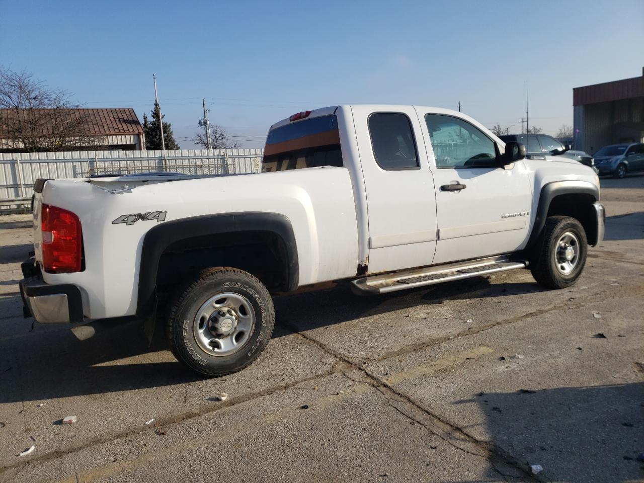 Photo 2 VIN: 1GCHK29K68E155034 - CHEVROLET SILVERADO 