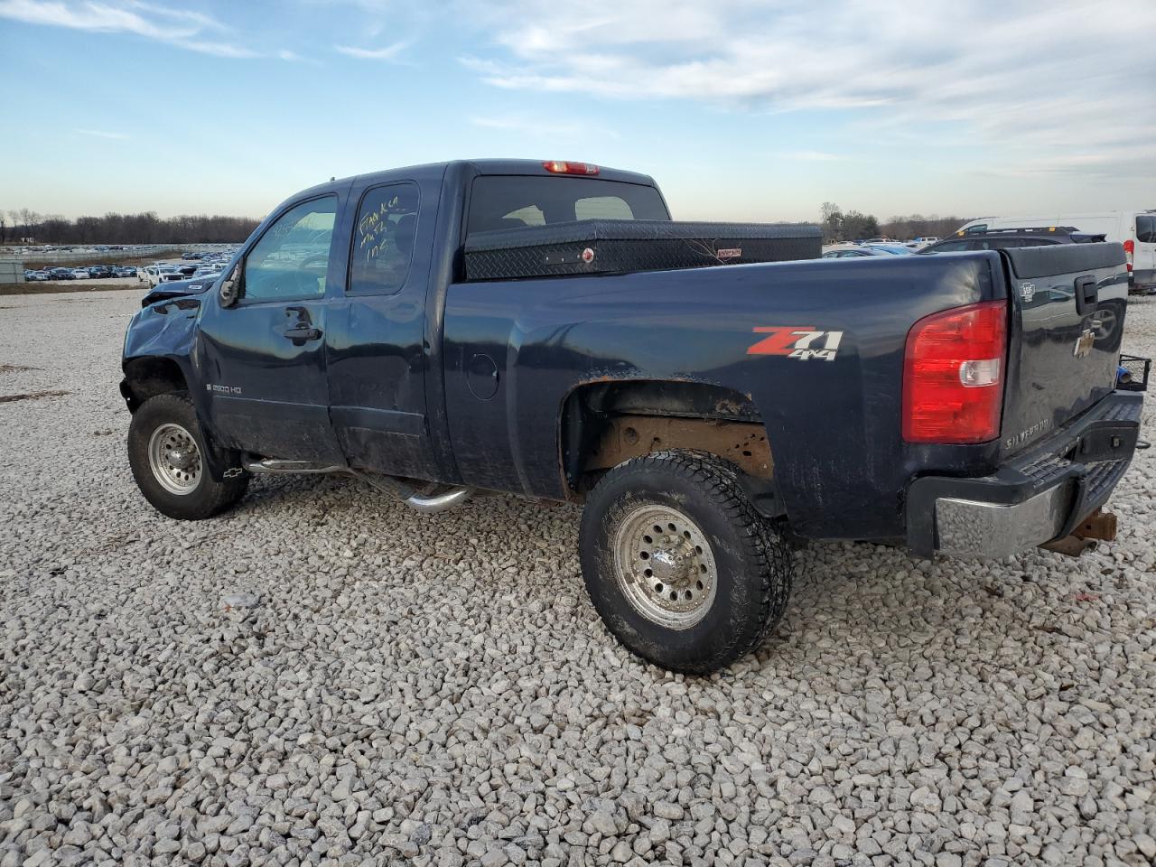 Photo 1 VIN: 1GCHK29K77E511196 - CHEVROLET SILVERADO 