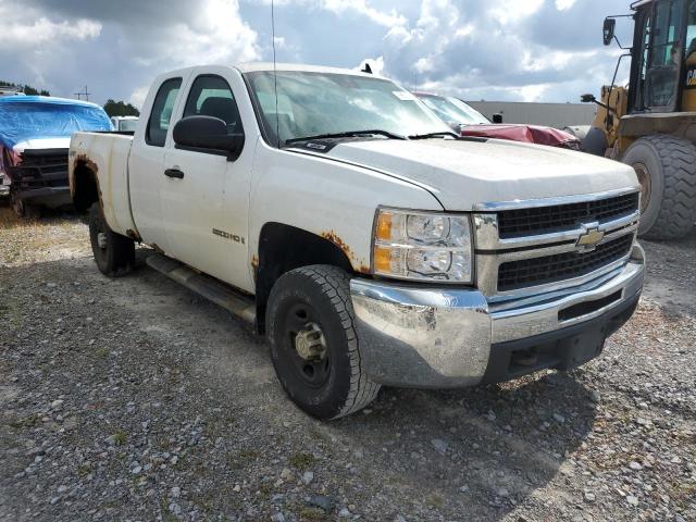 Photo 3 VIN: 1GCHK29KX7E547853 - CHEVROLET SILVERADO 