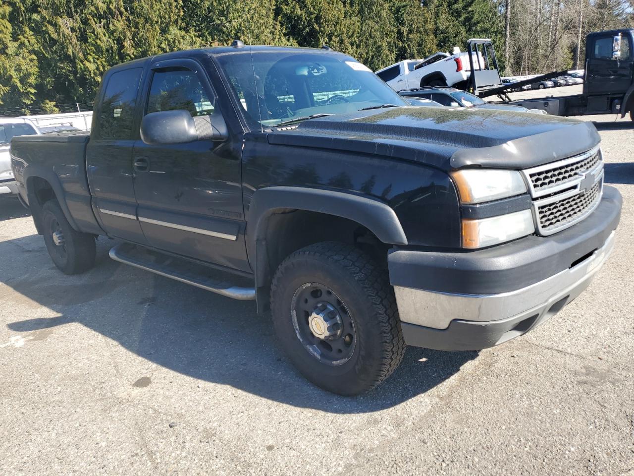 Photo 3 VIN: 1GCHK29U05E261086 - CHEVROLET SILVERADO 