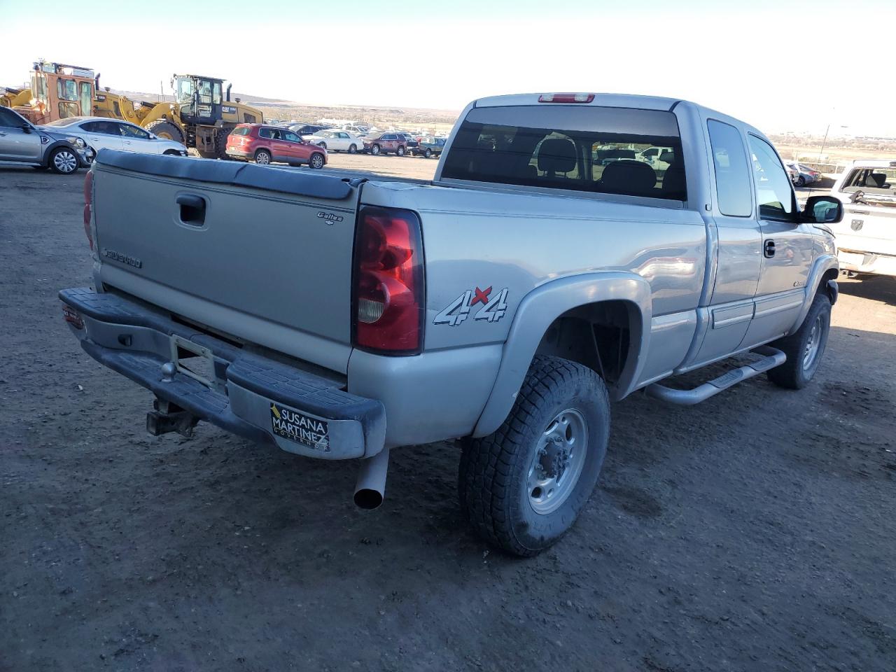 Photo 2 VIN: 1GCHK29U06E145811 - CHEVROLET SILVERADO 