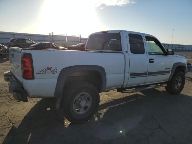 Photo 2 VIN: 1GCHK29U13E219720 - CHEVROLET SILVERADO 