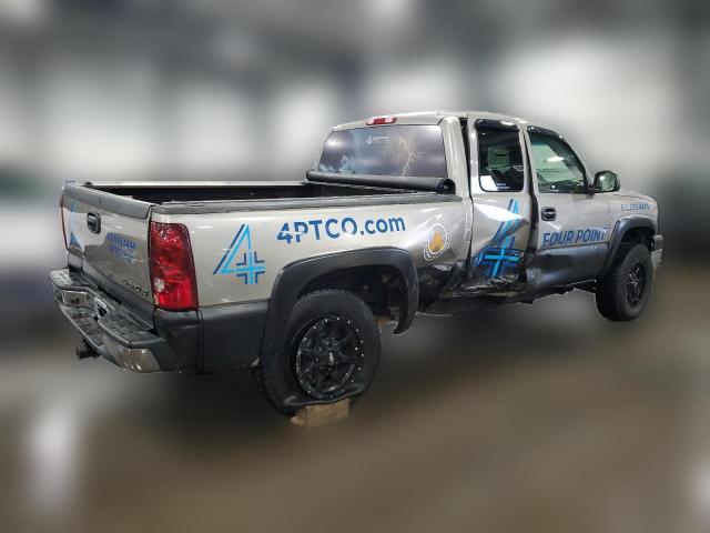 Photo 2 VIN: 1GCHK29U13Z214252 - CHEVROLET SILVERADO 