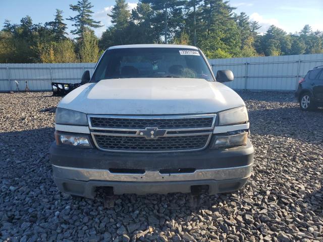 Photo 4 VIN: 1GCHK29U15E324390 - CHEVROLET SILVERADO 