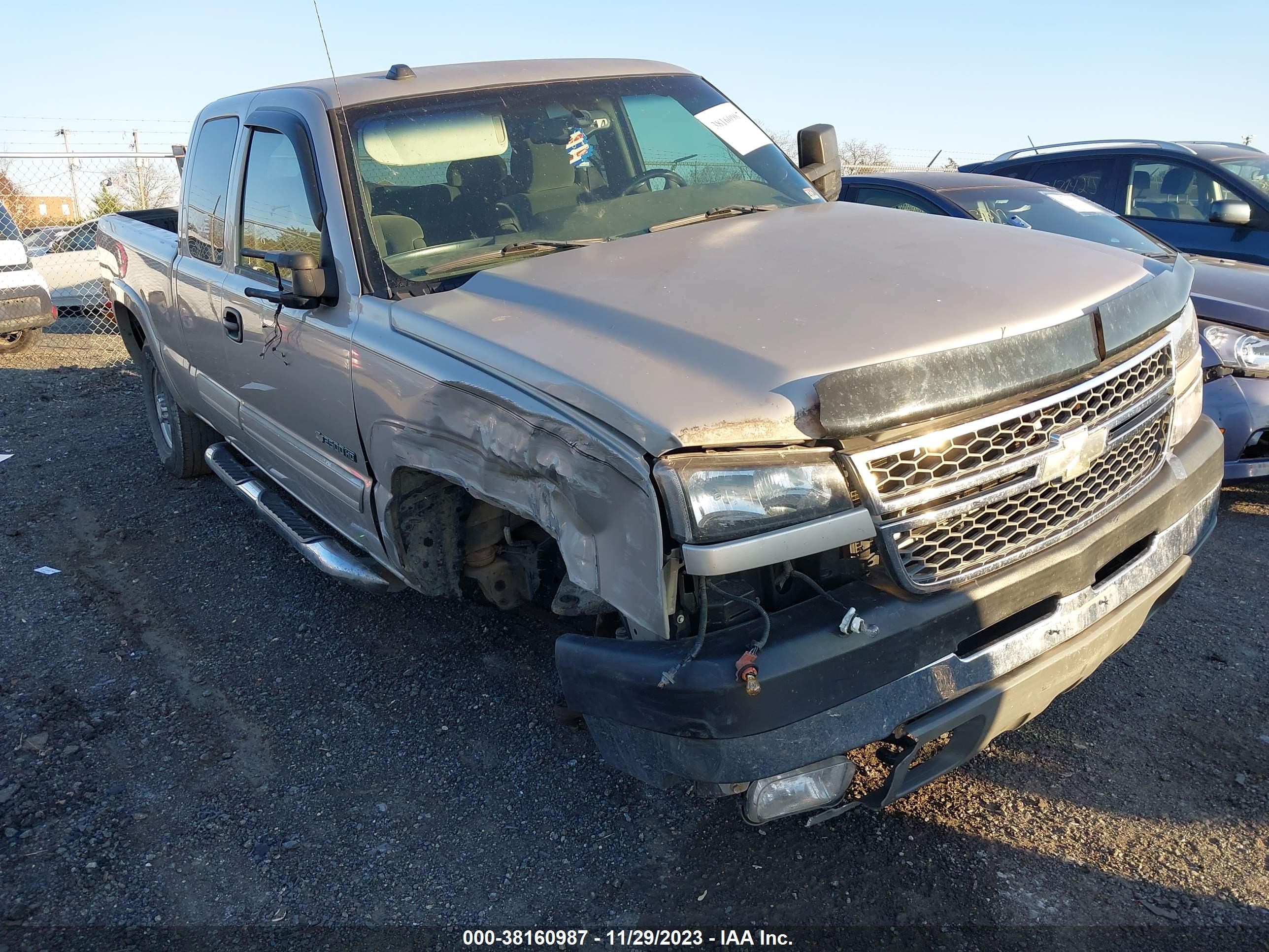 Photo 5 VIN: 1GCHK29U15E340427 - CHEVROLET SILVERADO 