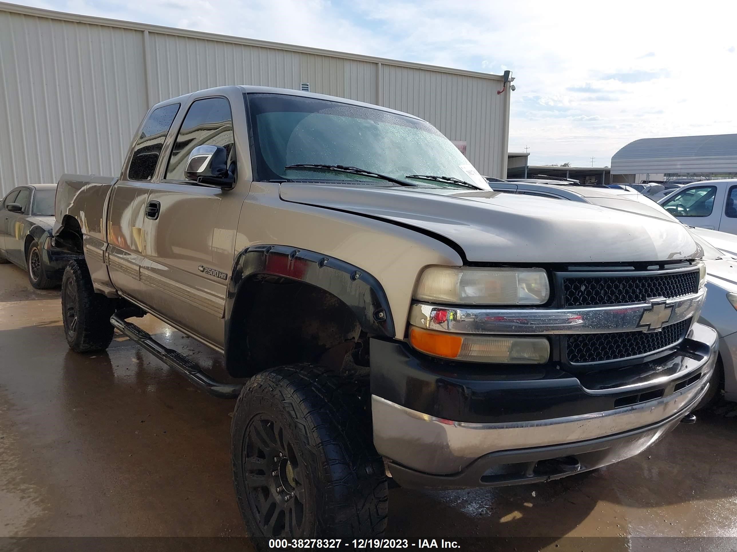 Photo 0 VIN: 1GCHK29U22E128969 - CHEVROLET SILVERADO 