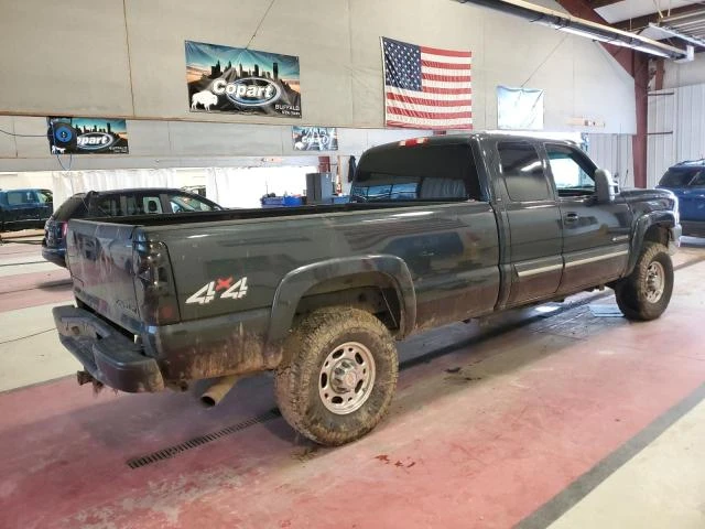 Photo 2 VIN: 1GCHK29U23E211447 - CHEVROLET SILVERADO 