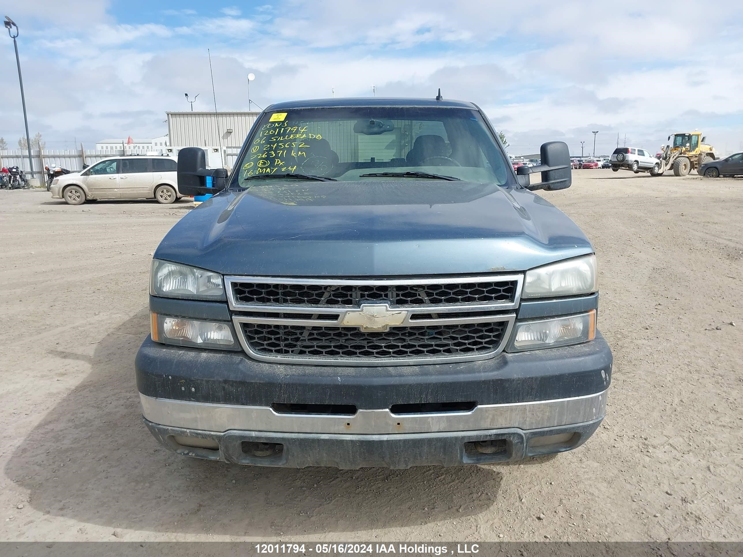 Photo 11 VIN: 1GCHK29U26E245652 - CHEVROLET SILVERADO 