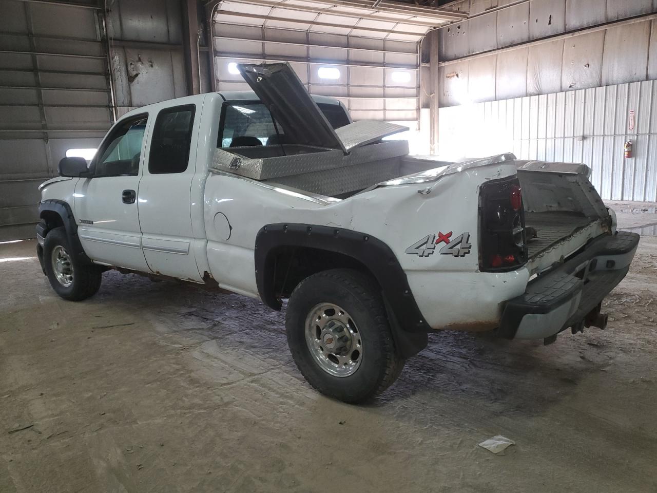 Photo 1 VIN: 1GCHK29U73E165193 - CHEVROLET SILVERADO 