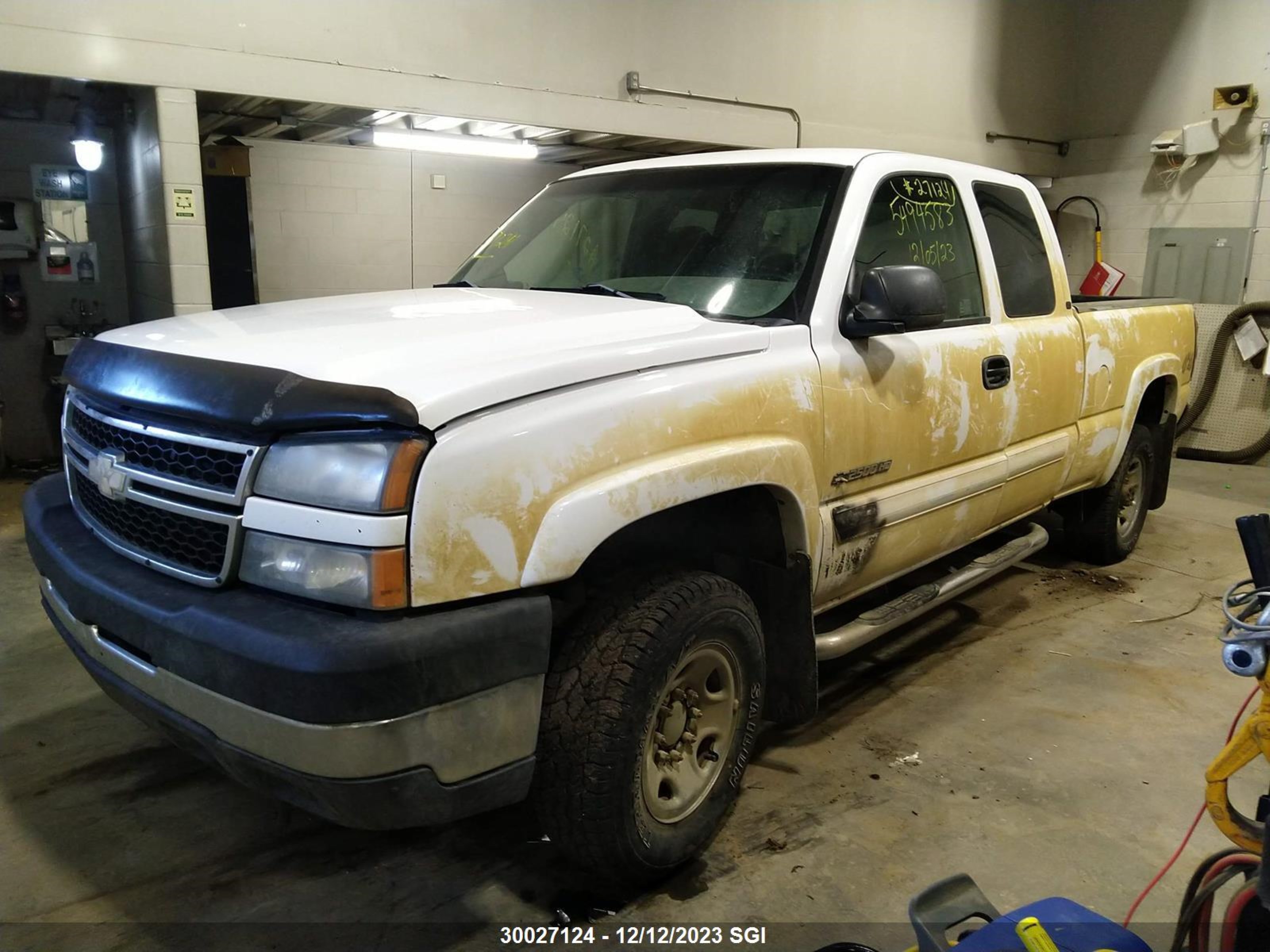 Photo 1 VIN: 1GCHK29U96E172537 - CHEVROLET SILVERADO 