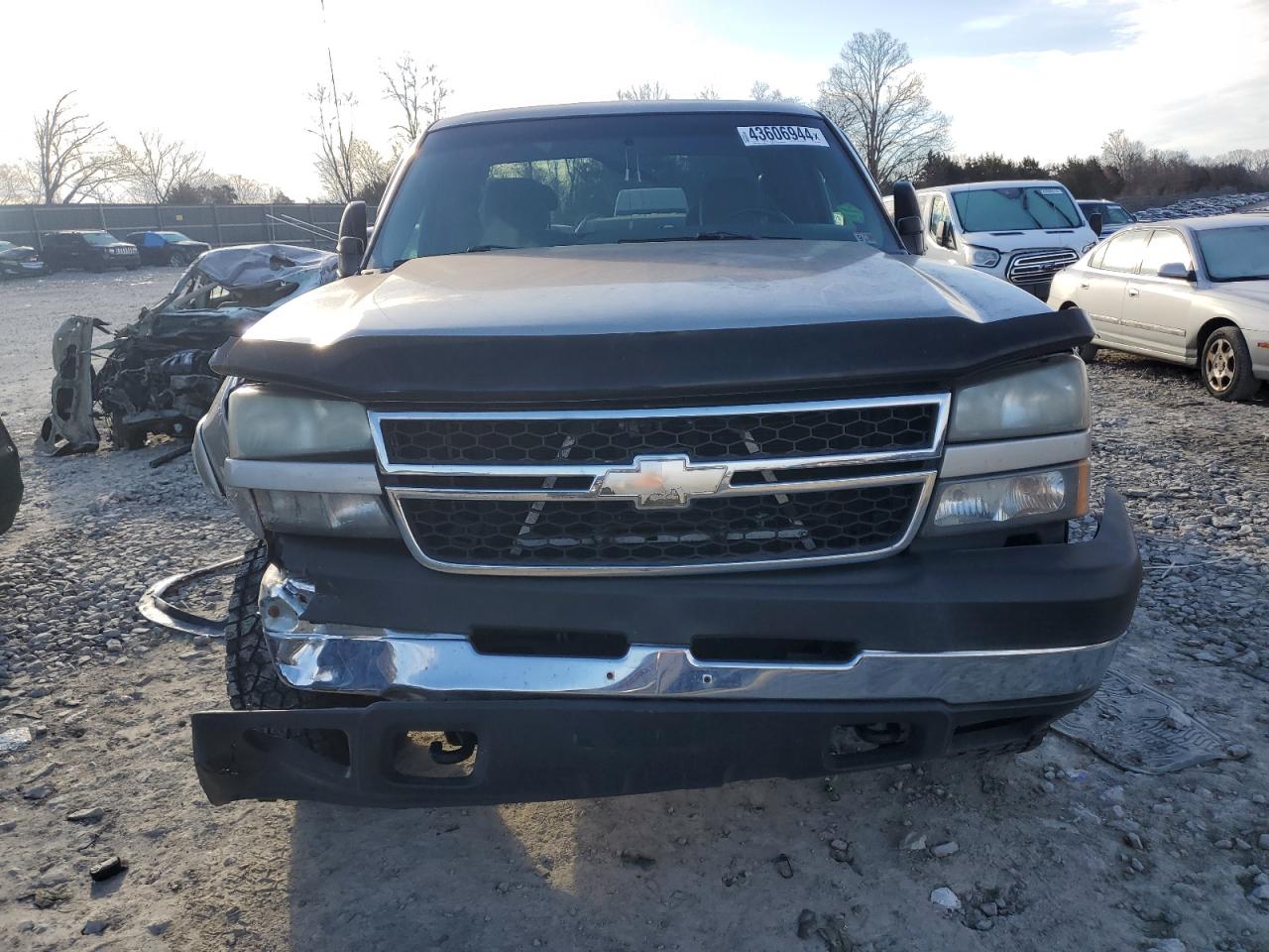 Photo 4 VIN: 1GCHK29U96E285646 - CHEVROLET SILVERADO 