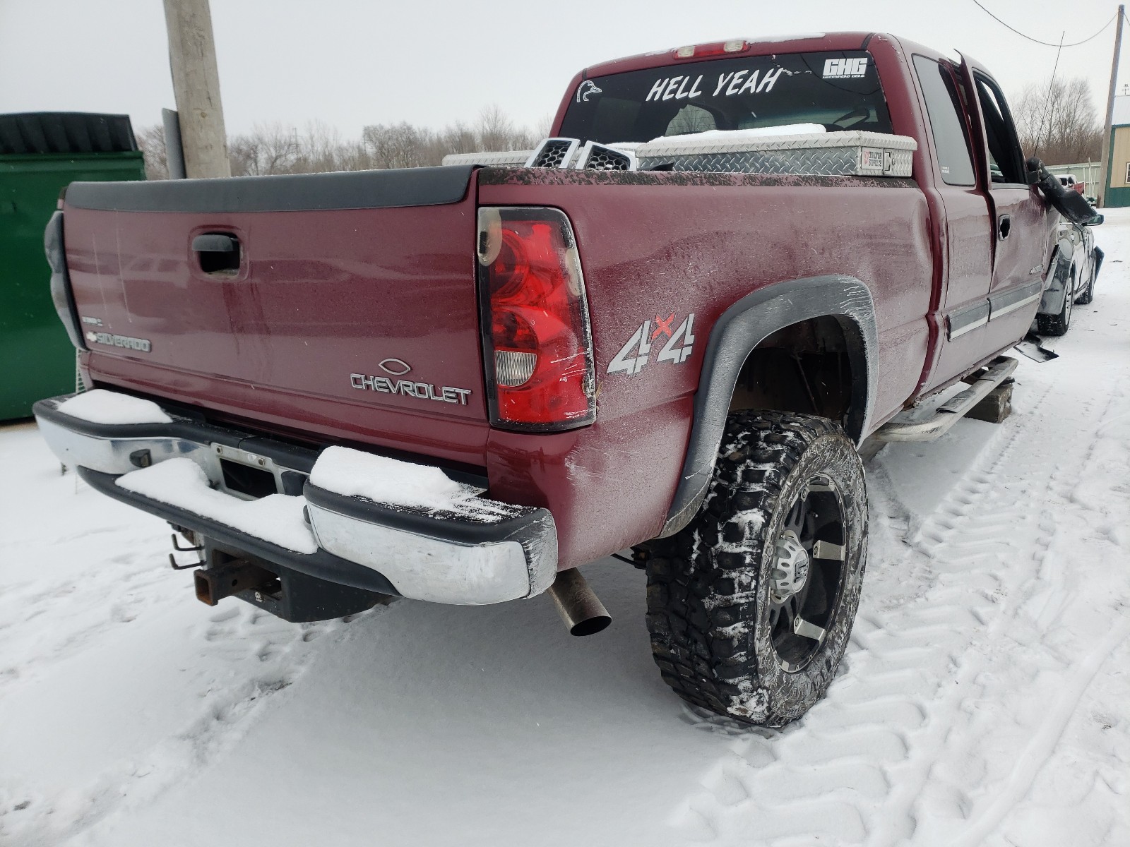 Photo 3 VIN: 1GCHK29UX5E207021 - CHEVROLET SILVERADO 