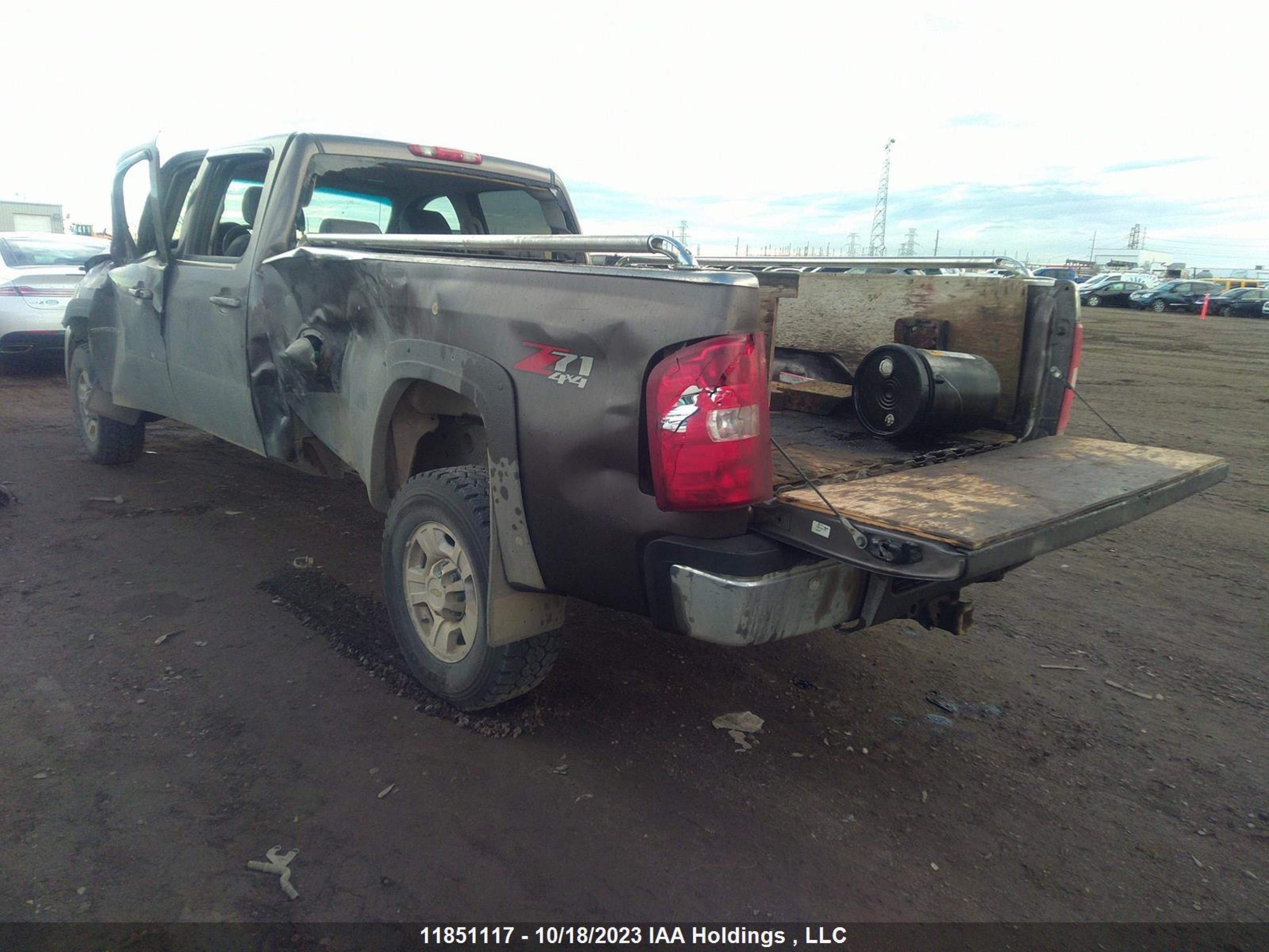 Photo 2 VIN: 1GCHK33618F103418 - CHEVROLET SILVERADO 