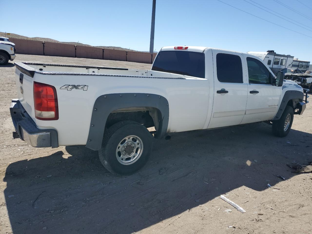 Photo 2 VIN: 1GCHK33687F503507 - CHEVROLET SILVERADO 