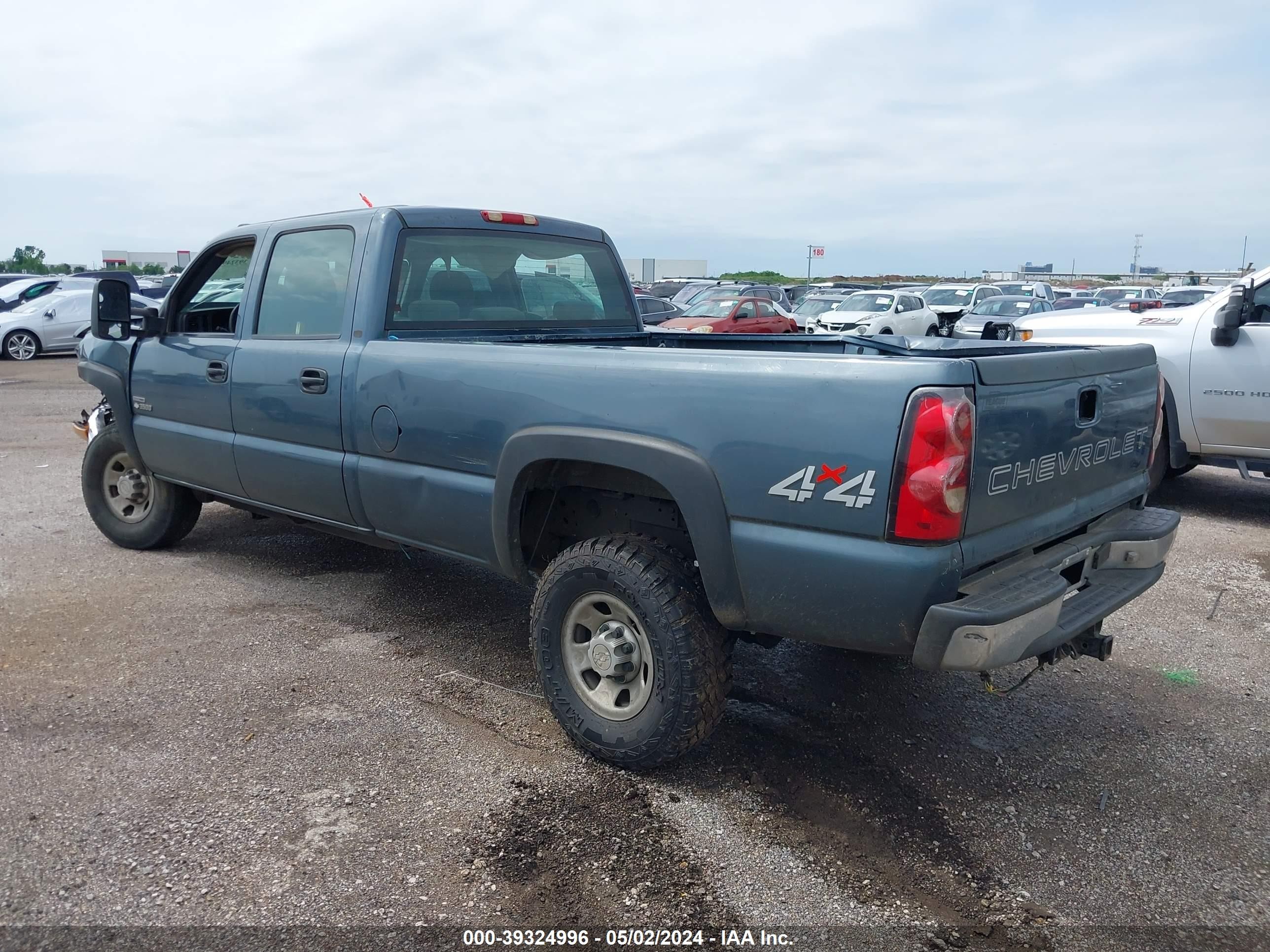 Photo 2 VIN: 1GCHK33D66F232914 - CHEVROLET SILVERADO 