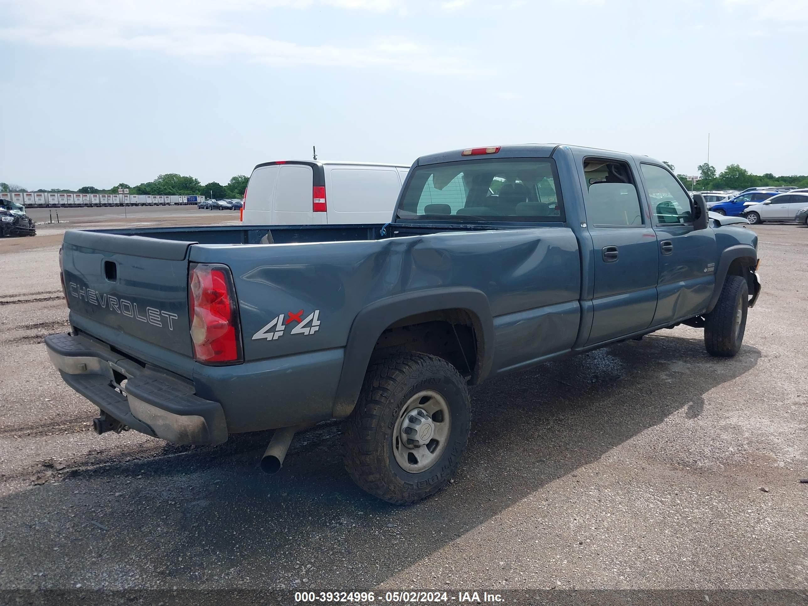 Photo 3 VIN: 1GCHK33D66F232914 - CHEVROLET SILVERADO 