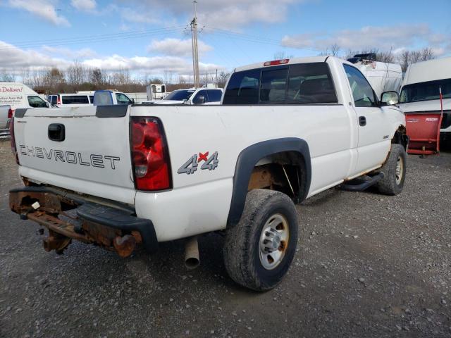 Photo 2 VIN: 1GCHK34U55E315804 - CHEVROLET SILVERADO 