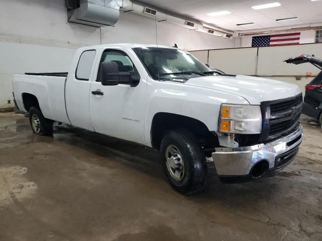 Photo 3 VIN: 1GCHK49K89E163696 - CHEVROLET SILVERADO 