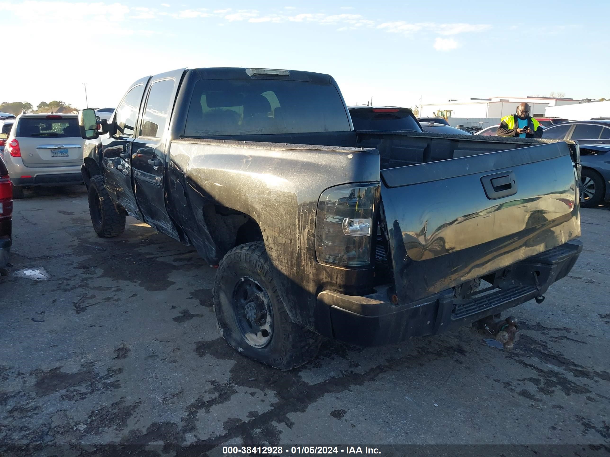 Photo 2 VIN: 1GCHK53659F172237 - CHEVROLET SILVERADO 