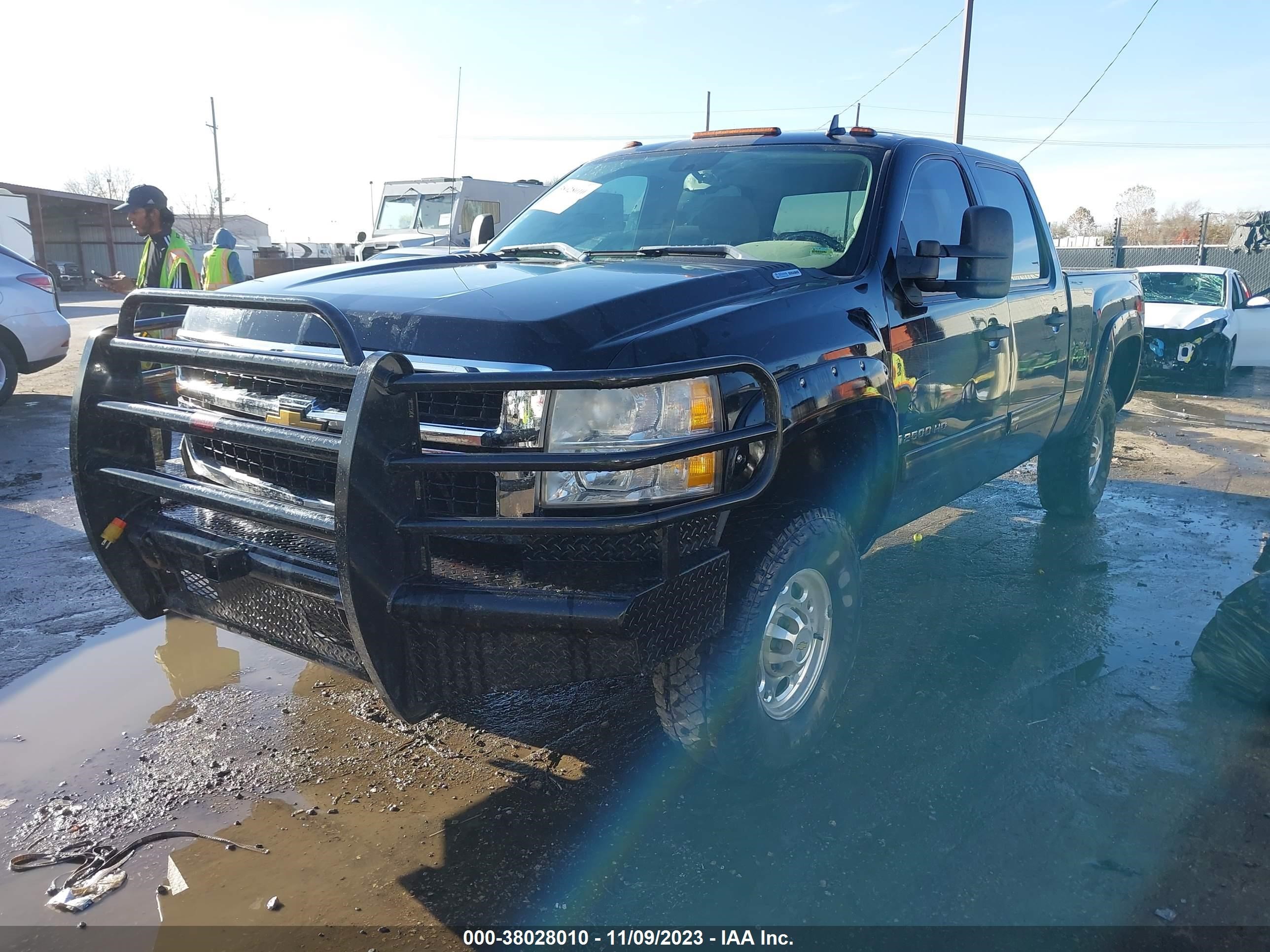 Photo 1 VIN: 1GCHK53699F147261 - CHEVROLET SILVERADO 