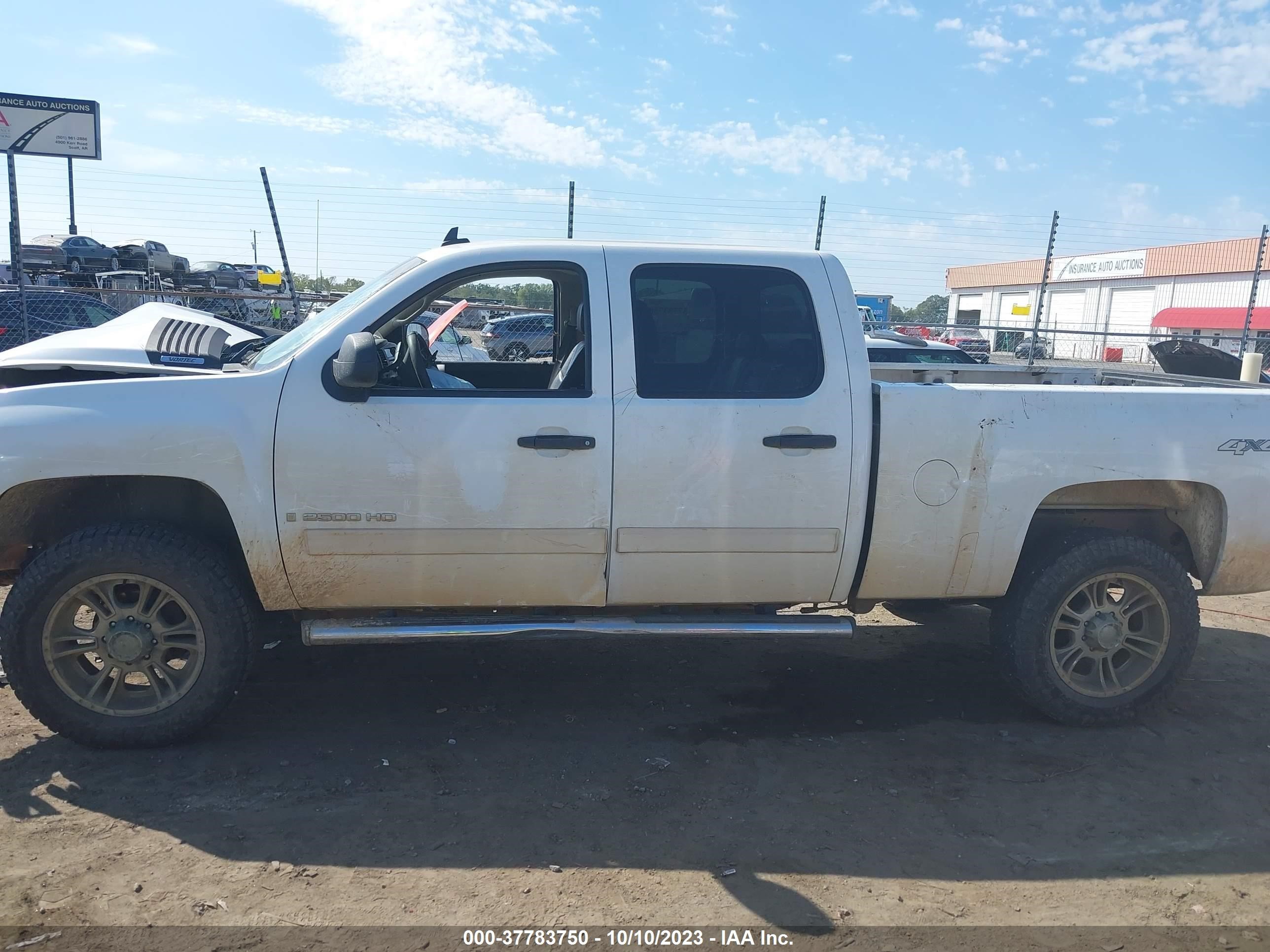 Photo 13 VIN: 1GCHK53K69F137560 - CHEVROLET SILVERADO 