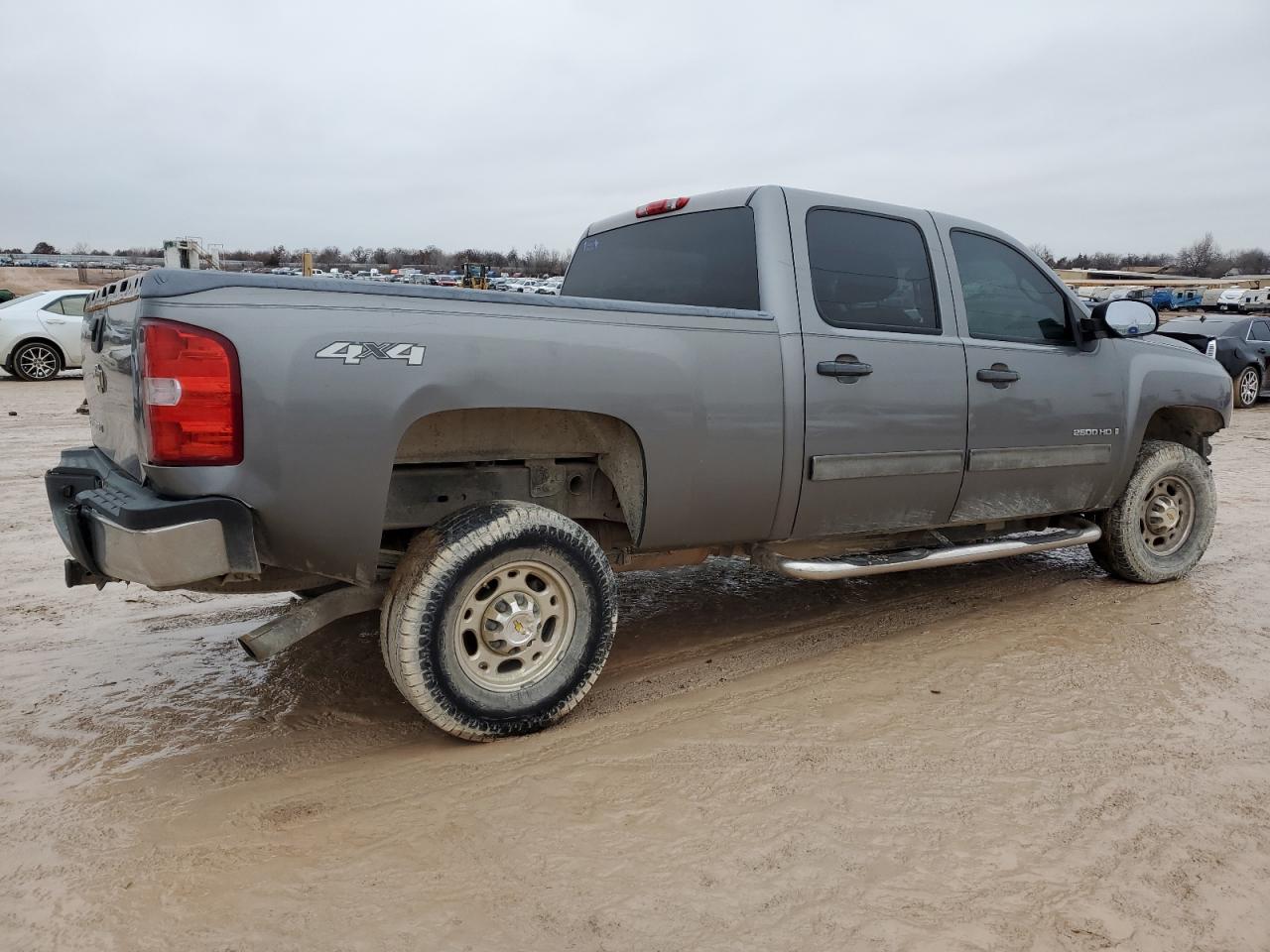 Photo 2 VIN: 1GCHK53K79F179025 - CHEVROLET SILVERADO 