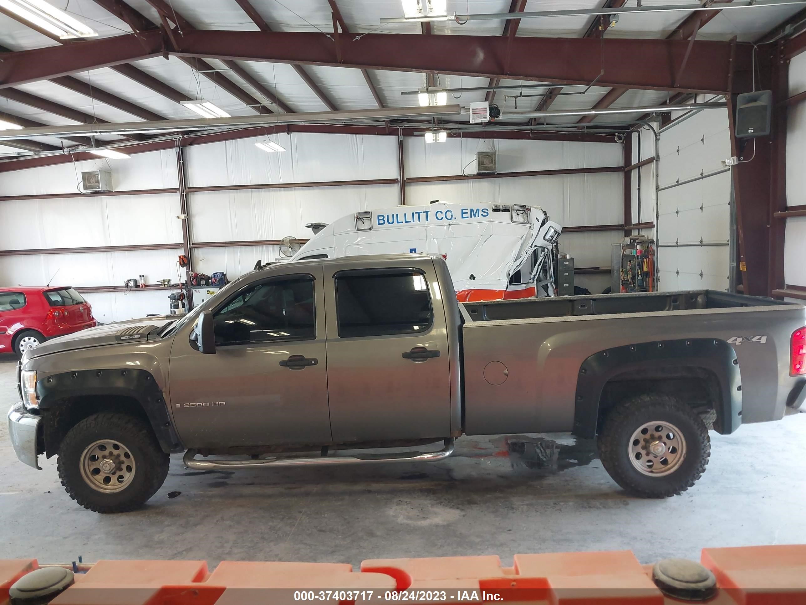 Photo 14 VIN: 1GCHK53KX9F114721 - CHEVROLET SILVERADO 