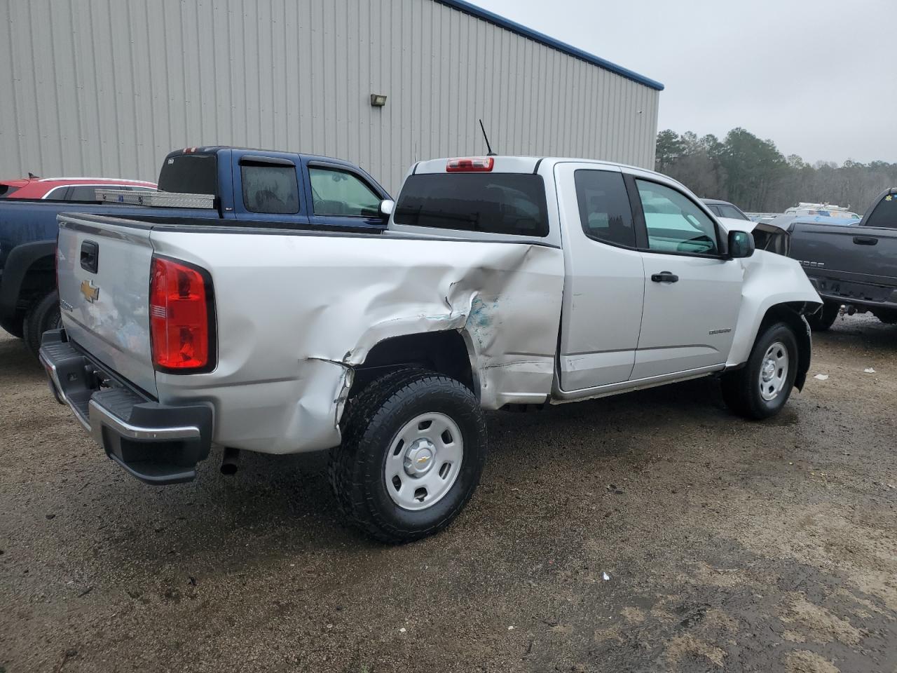 Photo 2 VIN: 1GCHSBEA4J1308584 - CHEVROLET COLORADO 