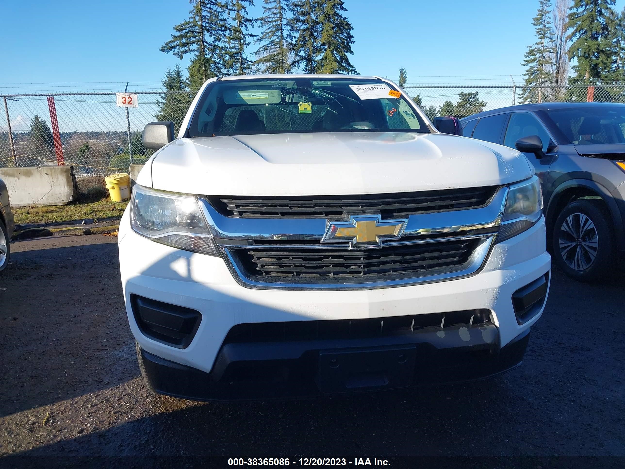 Photo 11 VIN: 1GCHSBEA7H1265367 - CHEVROLET COLORADO 