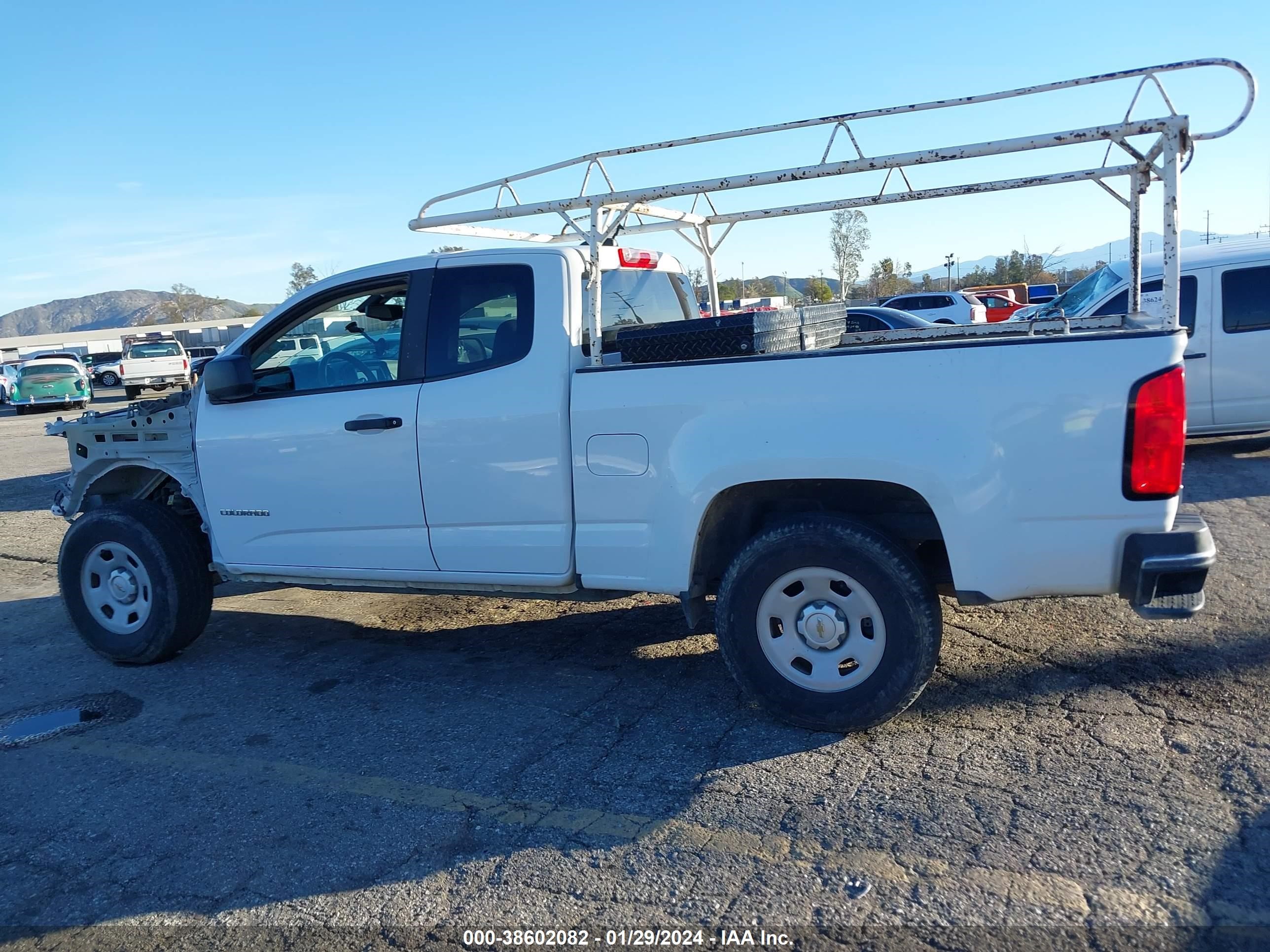 Photo 14 VIN: 1GCHSBEAXJ1105392 - CHEVROLET COLORADO 