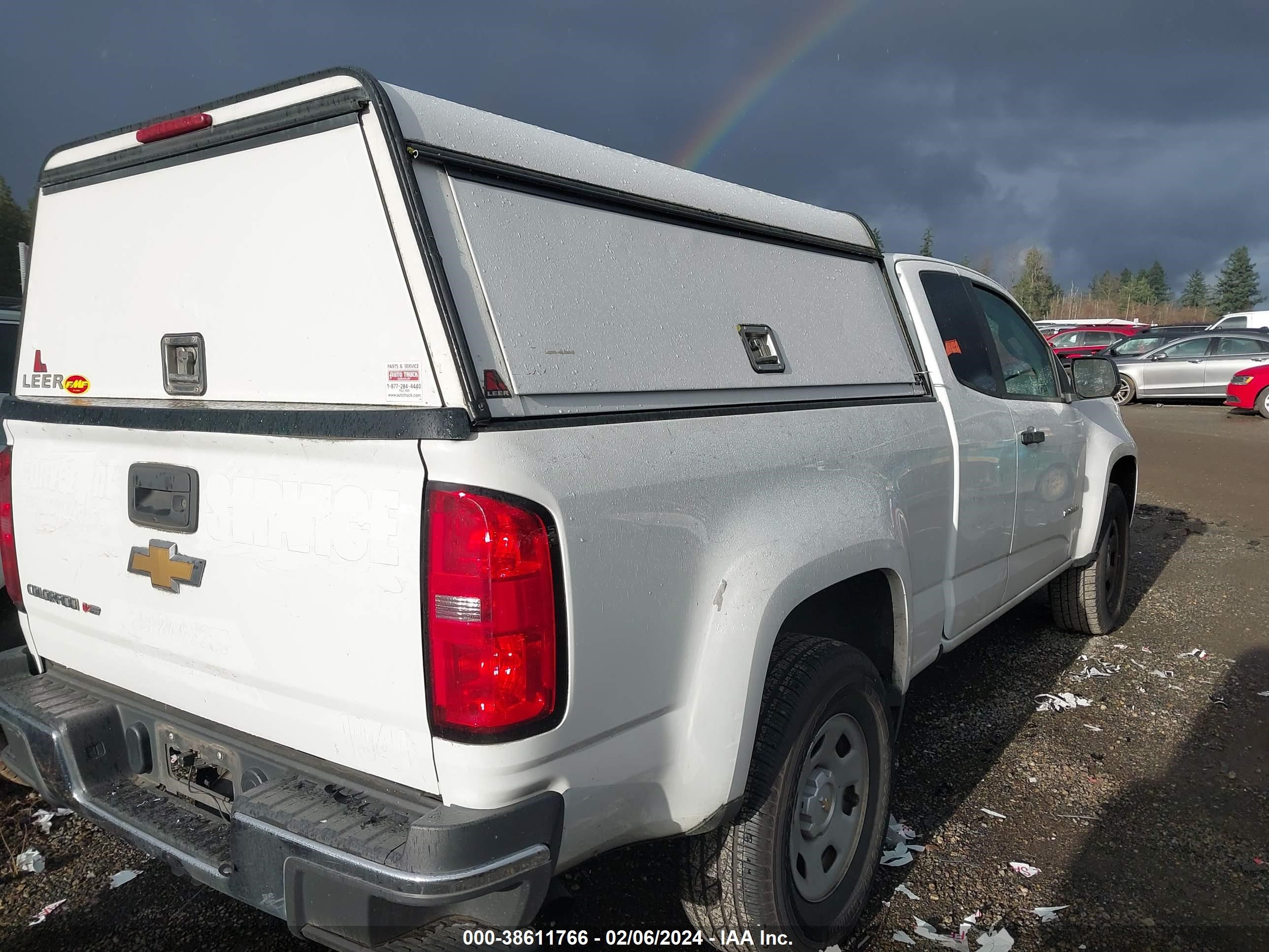 Photo 3 VIN: 1GCHSBEN7H1151677 - CHEVROLET COLORADO 