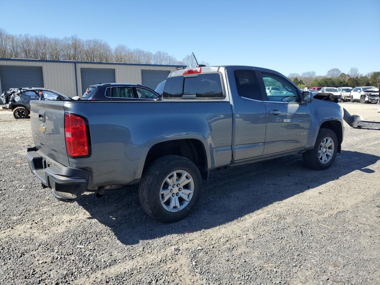 Photo 2 VIN: 1GCHSCEN2K1131740 - CHEVROLET COLORADO 