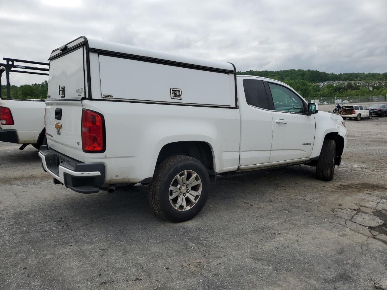 Photo 2 VIN: 1GCHSCEN3J1273349 - CHEVROLET COLORADO 