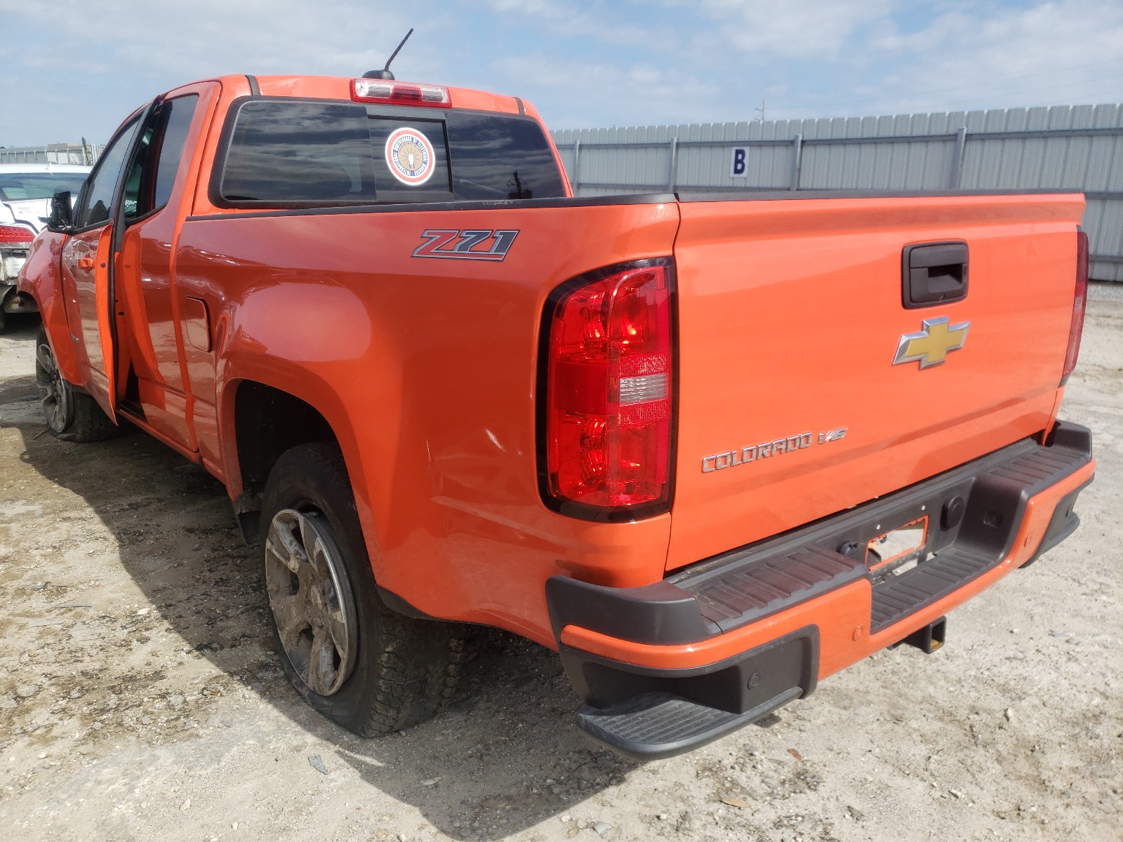 Photo 2 VIN: 1GCHSDEN1K1205199 - CHEVROLET COLORADO Z 