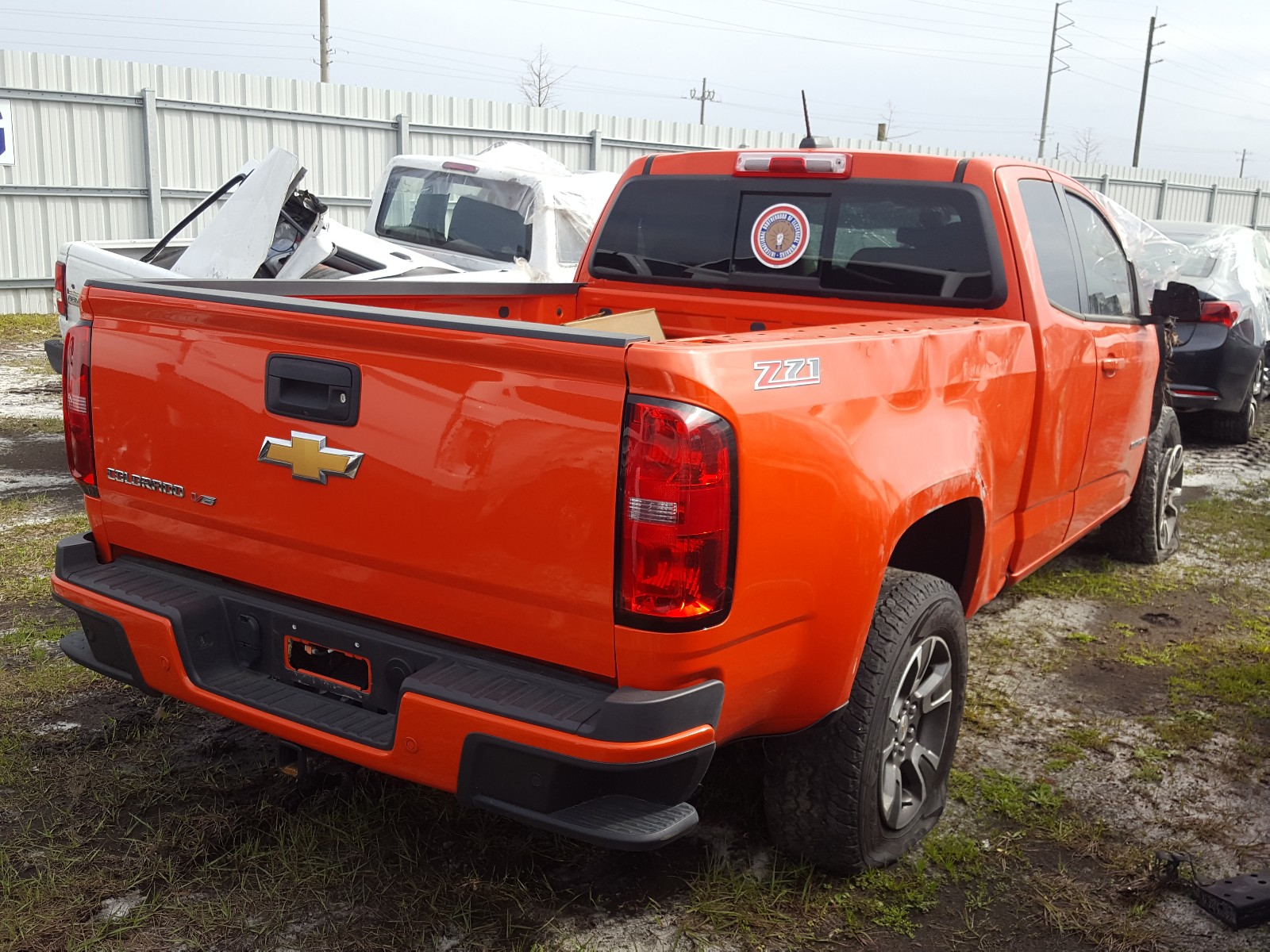 Photo 3 VIN: 1GCHSDEN1K1205199 - CHEVROLET COLORADO Z 