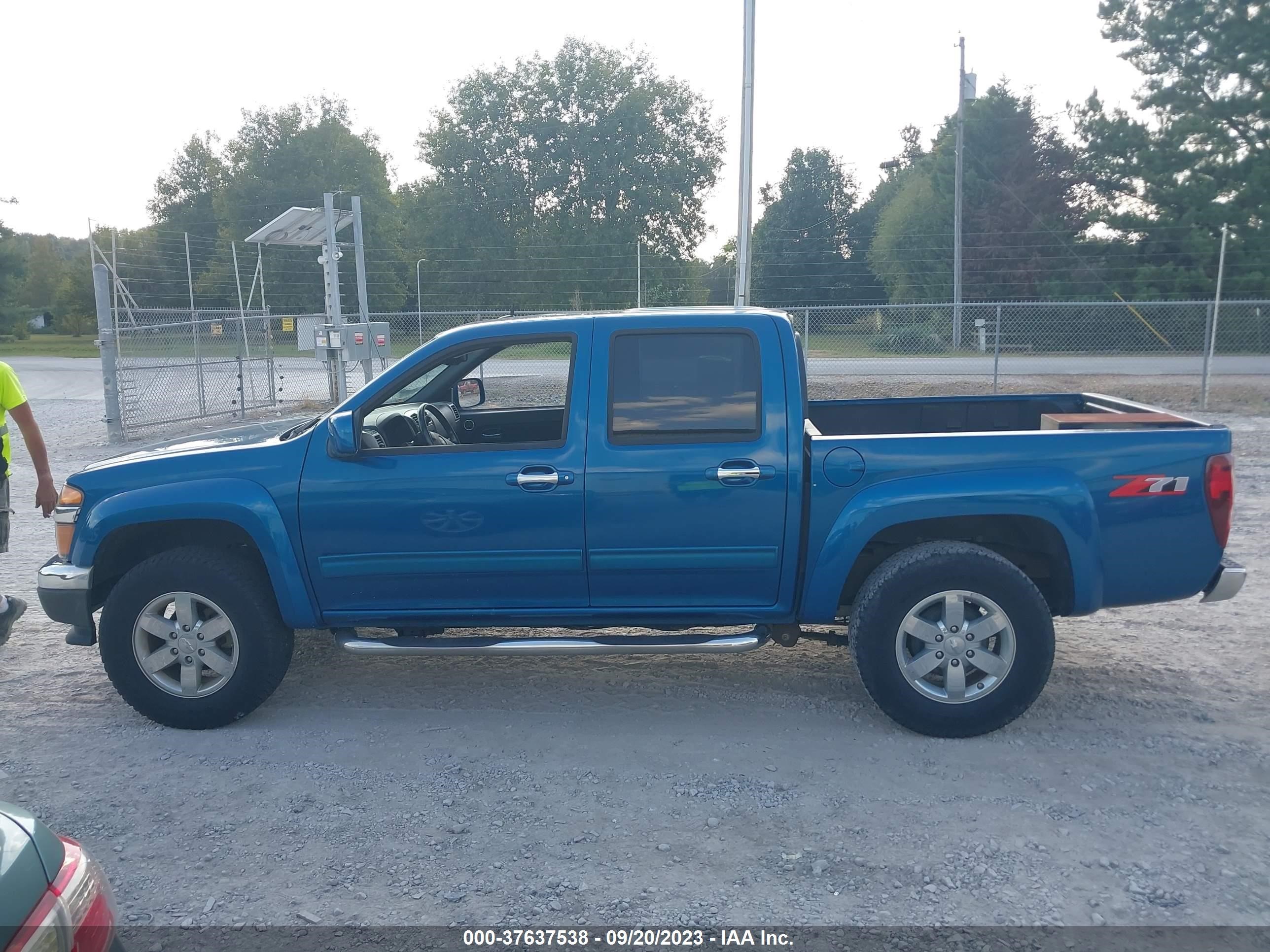 Photo 13 VIN: 1GCHSDFE7C8140799 - CHEVROLET COLORADO 