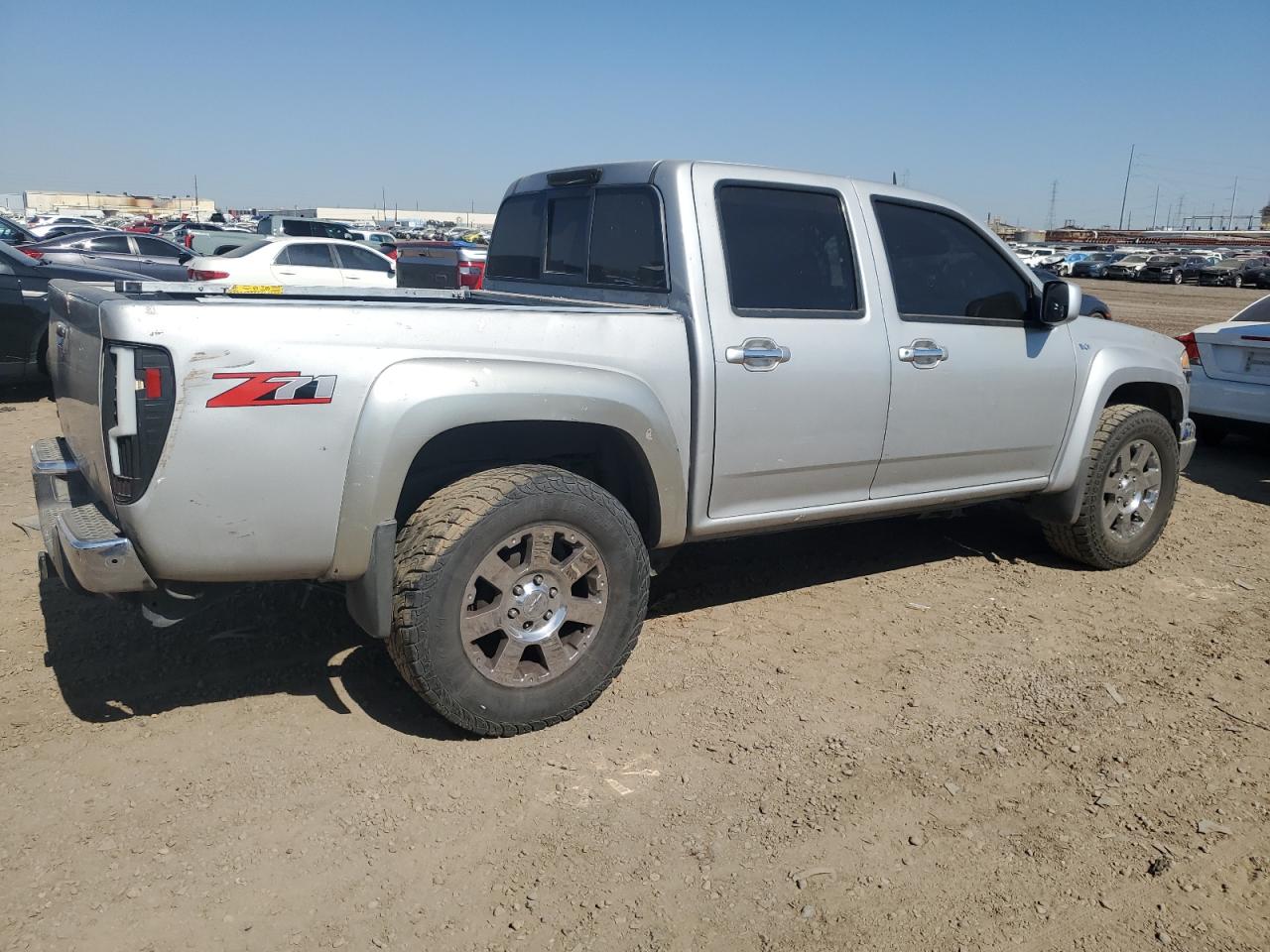 Photo 2 VIN: 1GCHSDFP1C8130092 - CHEVROLET COLORADO 