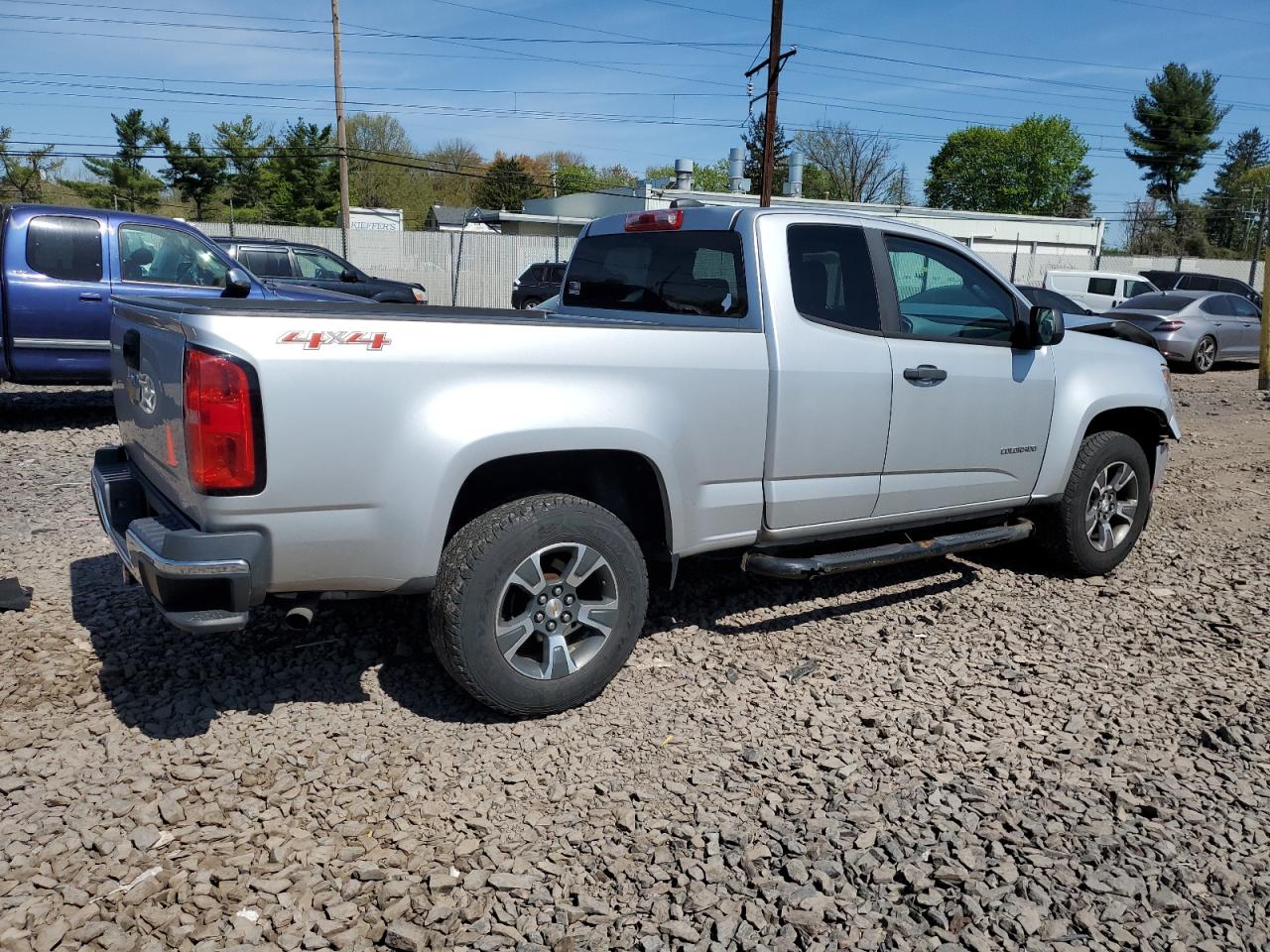 Photo 2 VIN: 1GCHTBEN0H1245669 - CHEVROLET COLORADO 