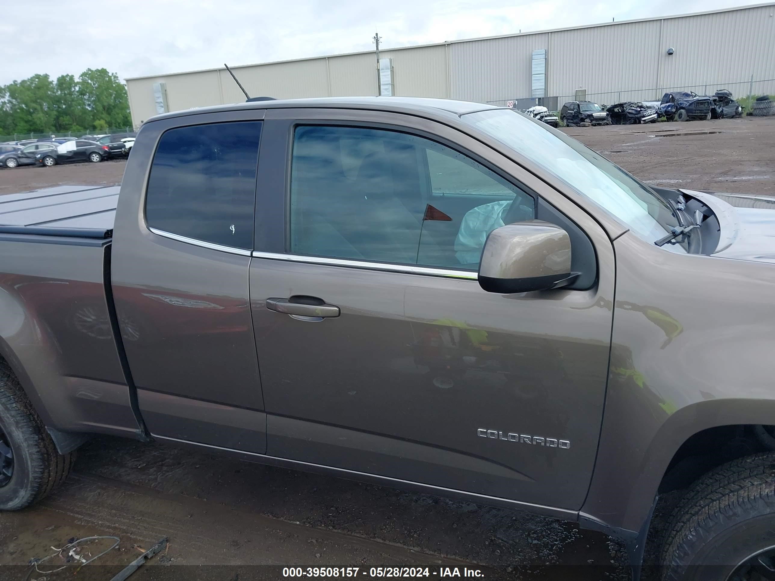 Photo 12 VIN: 1GCHTCE3XG1372531 - CHEVROLET COLORADO 