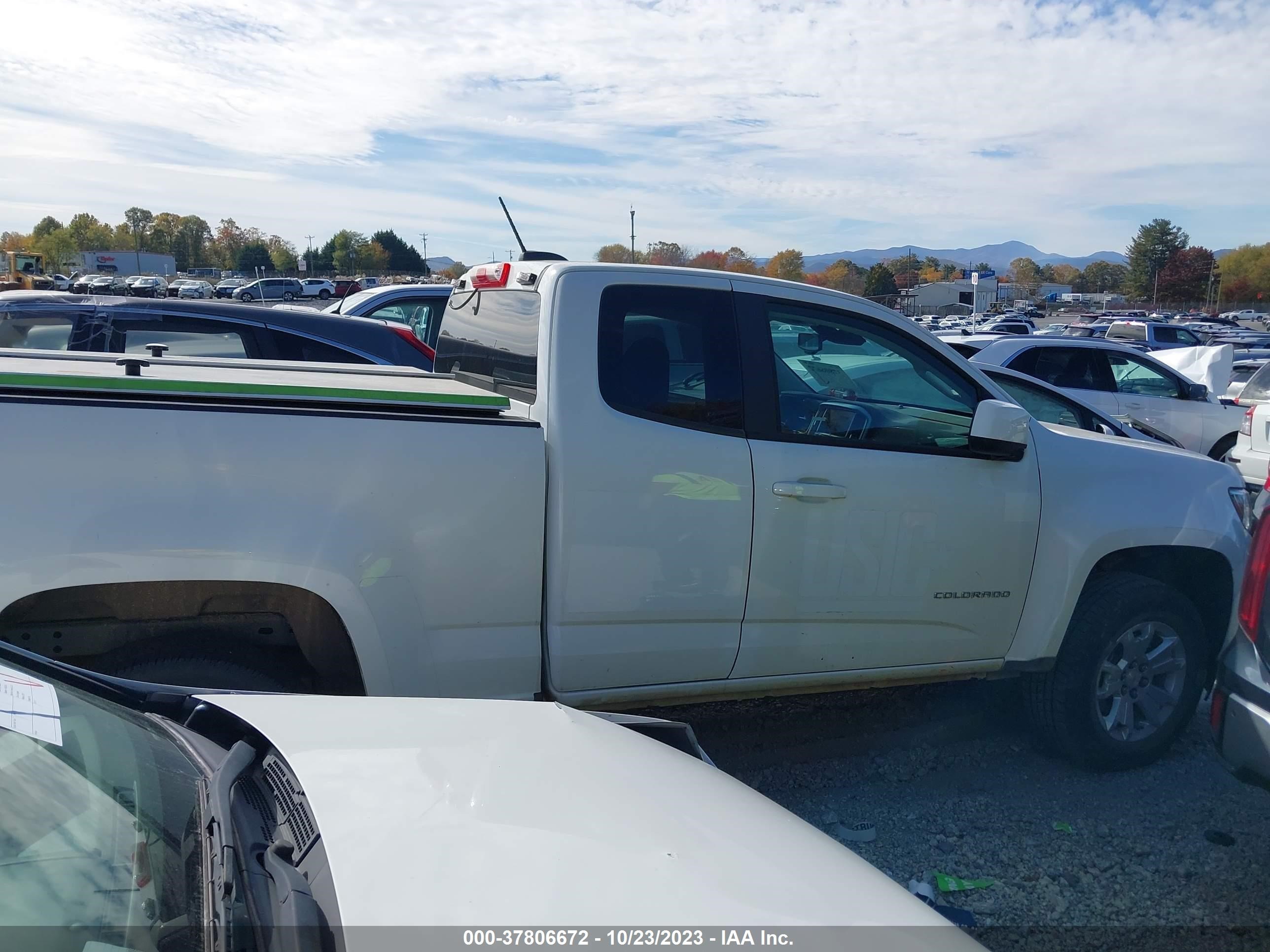 Photo 12 VIN: 1GCHTCEA5N1242944 - CHEVROLET COLORADO 