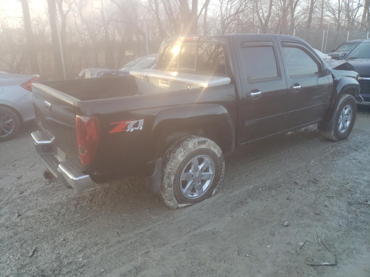 Photo 2 VIN: 1GCHTDFP7C8109227 - CHEVROLET COLORADO 